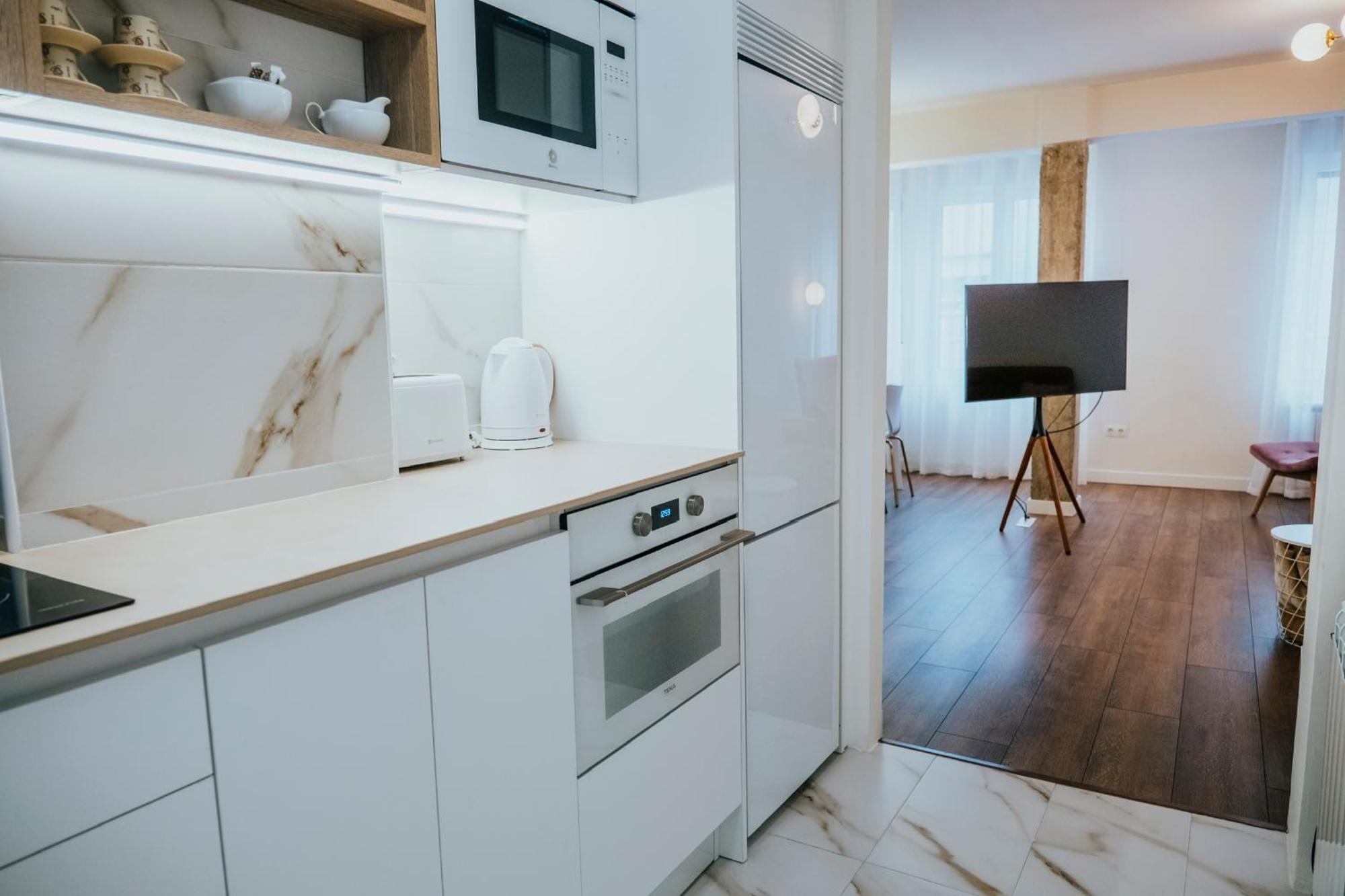 Camara25 Vut-4088-As Apartment อาบีเลส ภายนอก รูปภาพ